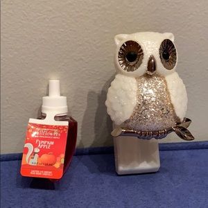 Bath & Body Works wallflower and nightlight plug